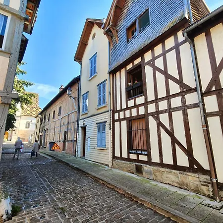 Aux Nuances De Clairs - Cosy Dans Quartier Historique Cathedrale - Mon Groom